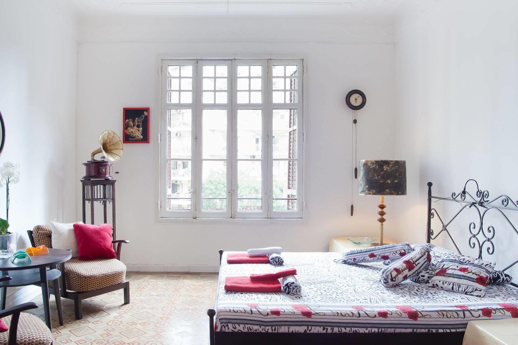 Casa Trianon Bed and Breakfast Barcelona Eksteriør billede