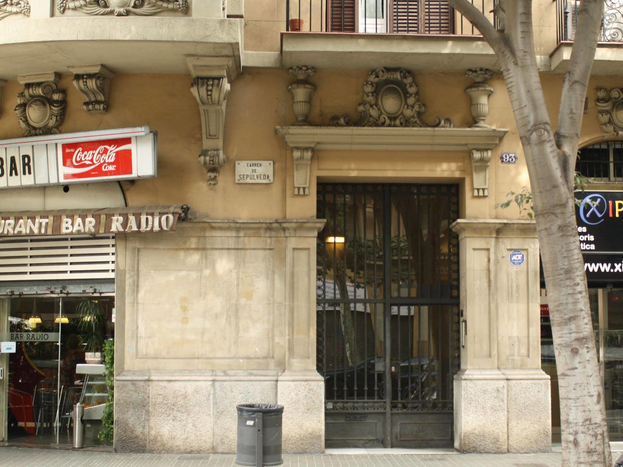 Casa Trianon Bed and Breakfast Barcelona Eksteriør billede